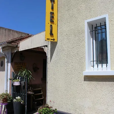 Szálloda Le Dervois 3*