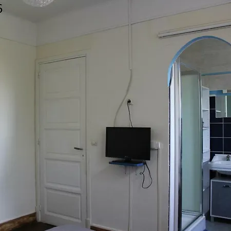 酒店 Le Dervois 代地区蒙蒂耶